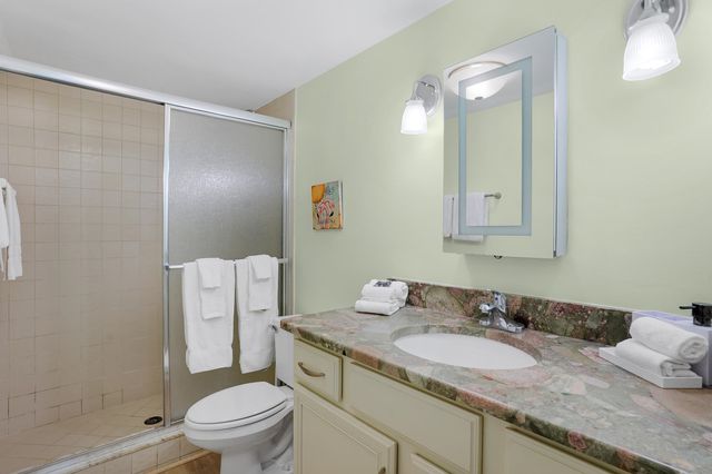 107 Village Del Lago Cir, St Augustine, FL 32080
