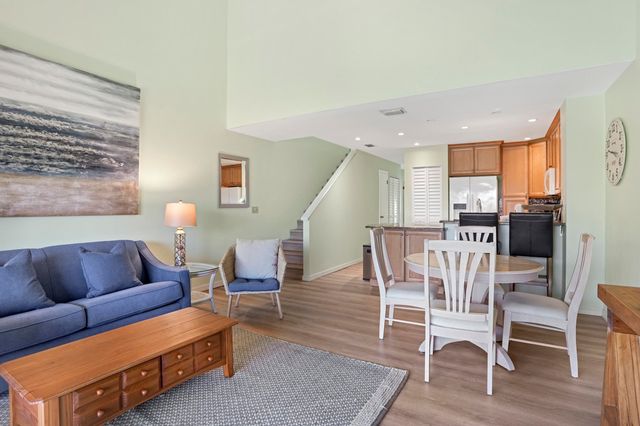 107 Village Del Lago Cir, St Augustine, FL 32080