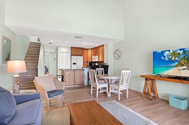 107 Village Del Lago Cir, St Augustine, FL 32080