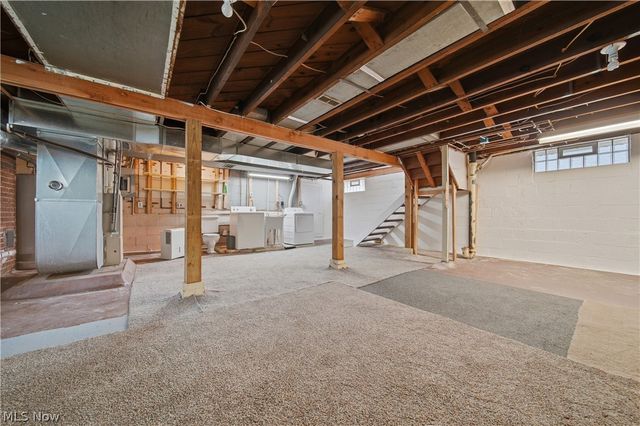 202 Hawk Avenue, Akron, OH 44312