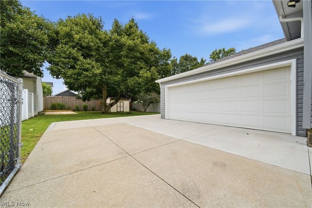 202 Hawk Avenue, Akron, OH 44312