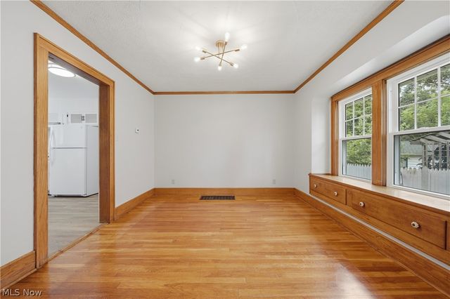 202 Hawk Avenue, Akron, OH 44312