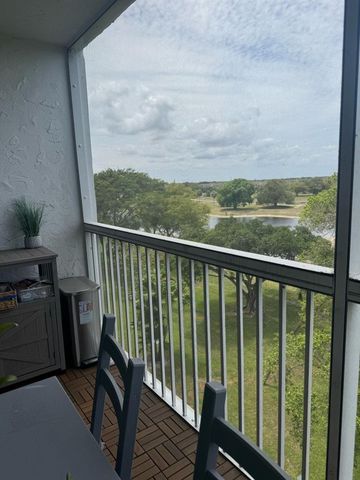 3090 N Course Drive 601, Pompano Beach, FL 33069