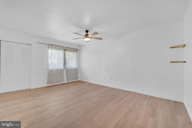 2208 GREENWOOD DR, Lindenwold, NJ 08021