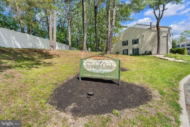 2208 GREENWOOD DR, Lindenwold, NJ 08021
