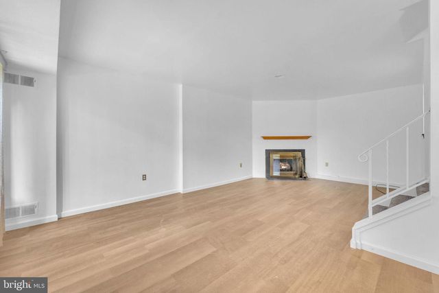 2208 GREENWOOD DR, Lindenwold, NJ 08021