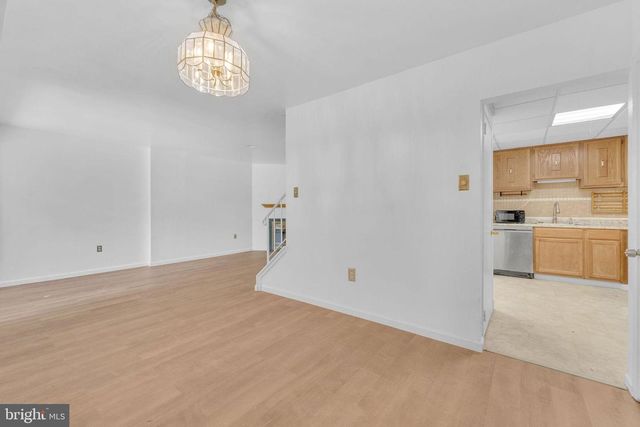 2208 GREENWOOD DR, Lindenwold, NJ 08021