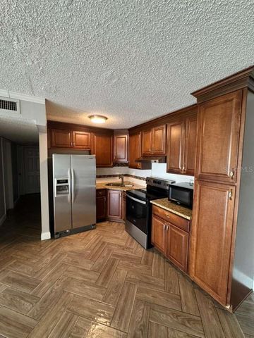 911 OAK RIDGE C, Orlando, FL 32809