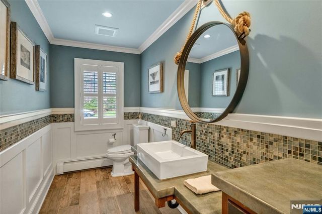 7 Deerhill Drive, Ho-ho-kus, NJ 07423