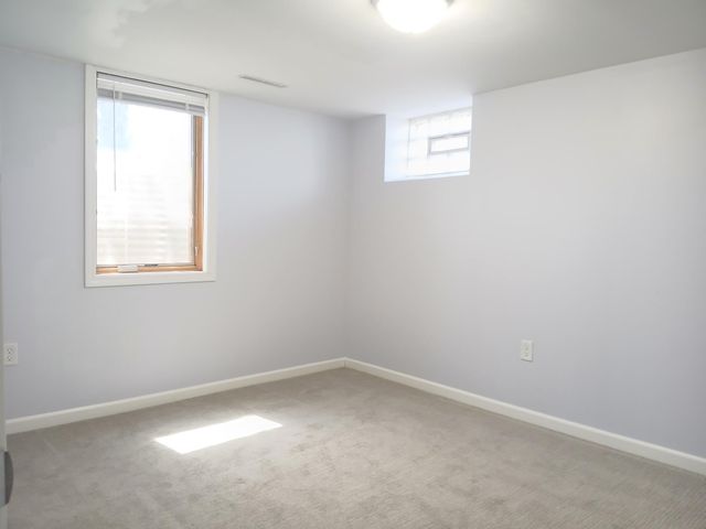 2210 Ivy Avenue E, Saint Paul, MN 55119