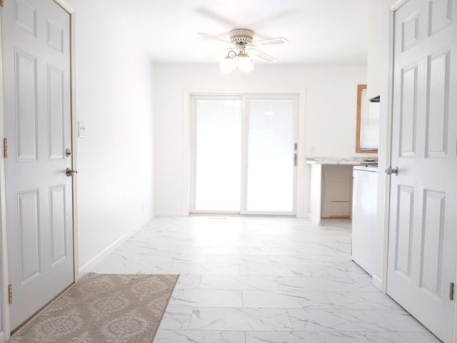 2210 Ivy Avenue E, Saint Paul, MN 55119