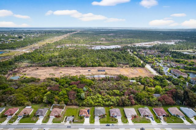 6504 Las Palmas Way, Port St. Lucie, Port St Lucie, FL 34952