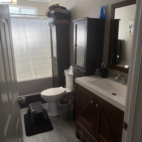 1104 Holly AVE, Linda, CA 95961