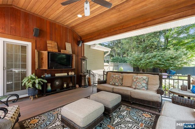 565 Dorchester Drive, River Vale, NJ 07675