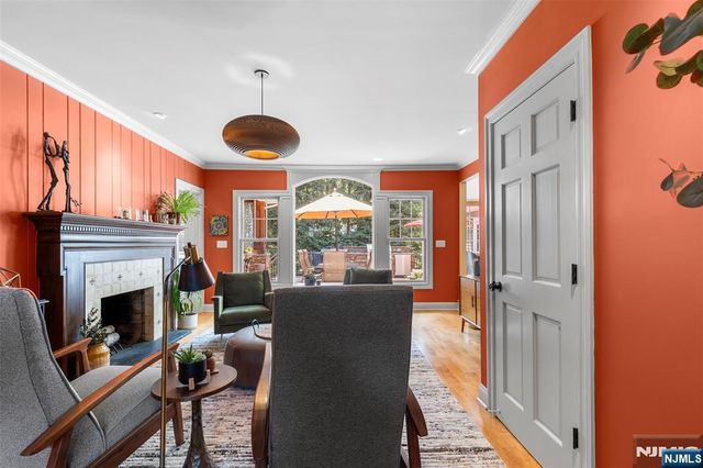 565 Dorchester Drive, River Vale, NJ 07675