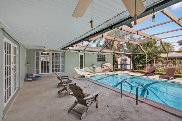 4451 NW 7th Street, Coconut Creek, FL 33066