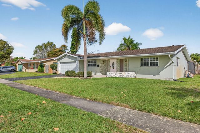 4451 NW 7th Street, Coconut Creek, FL 33066