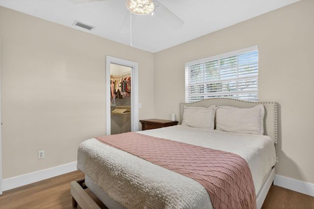 4451 NW 7th Street, Coconut Creek, FL 33066