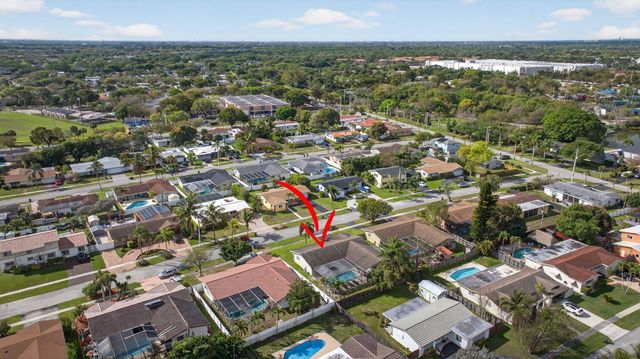 4451 NW 7th Street, Coconut Creek, FL 33066