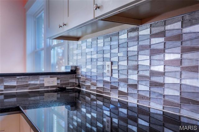 1514 Bellevue Avenue, St Louis, MO 63117