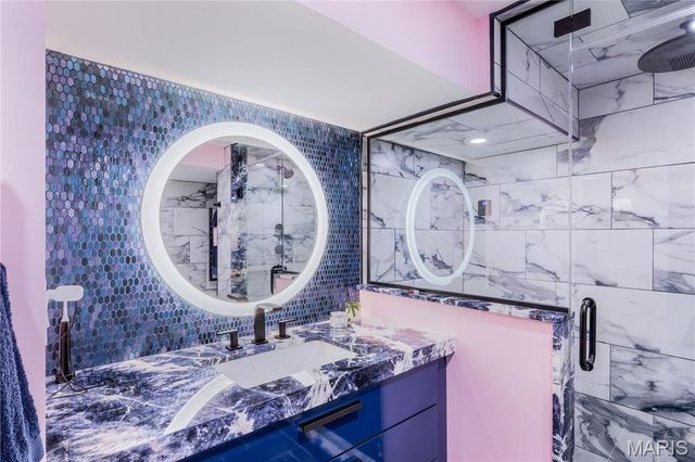 1514 Bellevue Avenue, St Louis, MO 63117