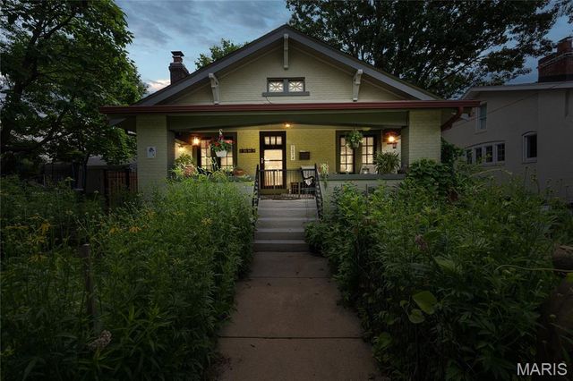 1514 Bellevue Avenue, St Louis, MO 63117