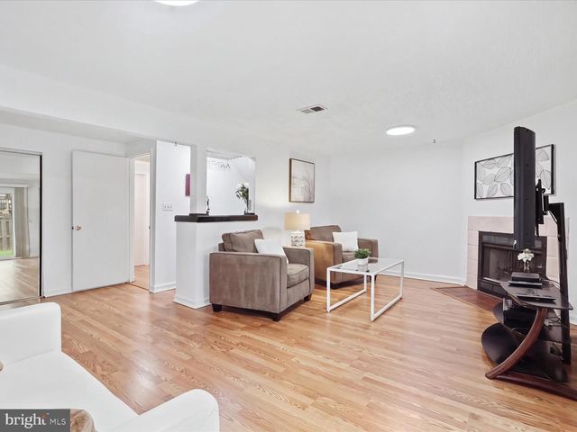 6571 RUNDALE CT, Alexandria, VA 22315