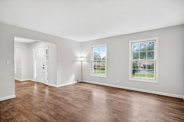 7038 Perrietta Lane, Rockford, IL 61107