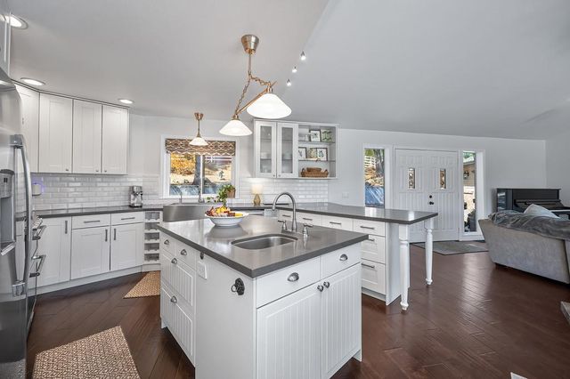 4020 Saddlehorn Ct, Shingle Springs, CA 95682