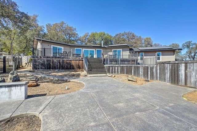 4020 Saddlehorn Ct, Shingle Springs, CA 95682