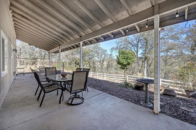 4020 Saddlehorn Ct, Shingle Springs, CA 95682