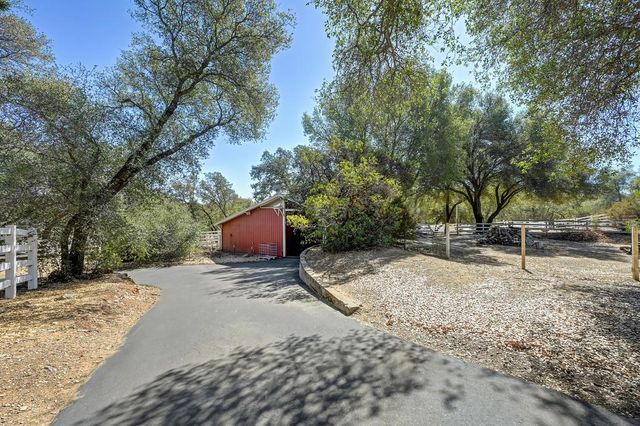 4020 Saddlehorn Ct, Shingle Springs, CA 95682