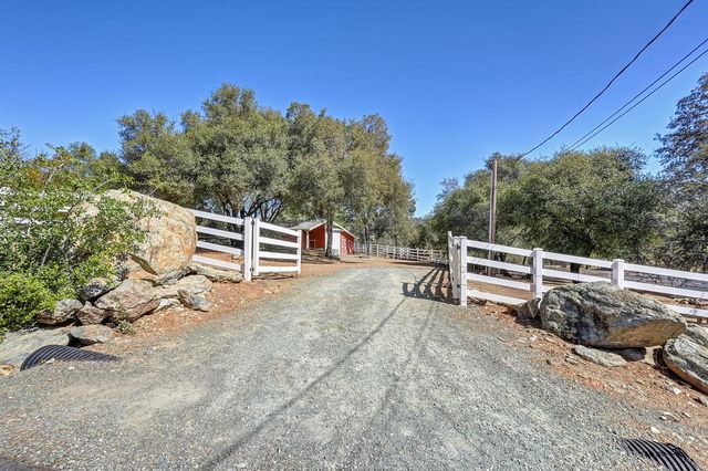 4020 Saddlehorn Ct, Shingle Springs, CA 95682