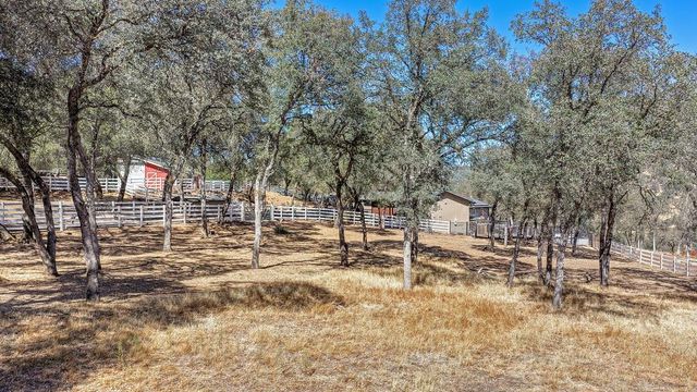 4020 Saddlehorn Ct, Shingle Springs, CA 95682
