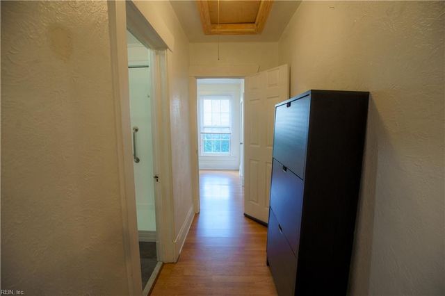 1009 E Leicester AVE, Norfolk, VA 23503