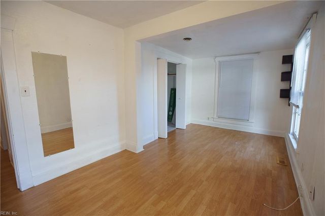 1009 E Leicester AVE, Norfolk, VA 23503