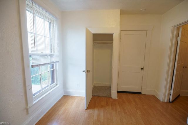 1009 E Leicester AVE, Norfolk, VA 23503