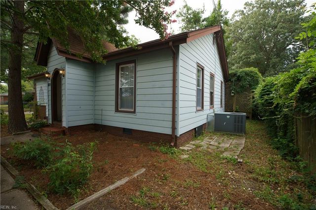 1009 E Leicester AVE, Norfolk, VA 23503