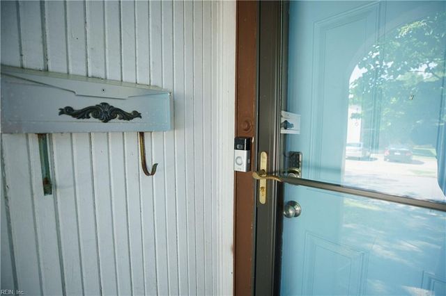 1009 E Leicester AVE, Norfolk, VA 23503
