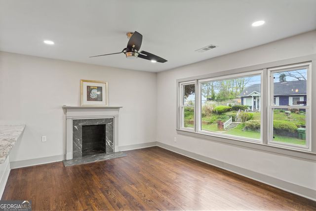 664 Florence Place NW, Atlanta, GA 30318