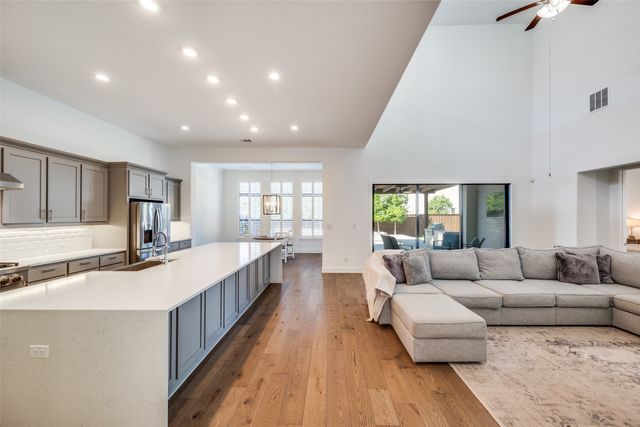 910 Sydney Lane, Allen, TX 75013