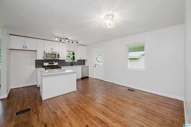 1454 GOLDEN DRIVE, Bessemer, AL 35023