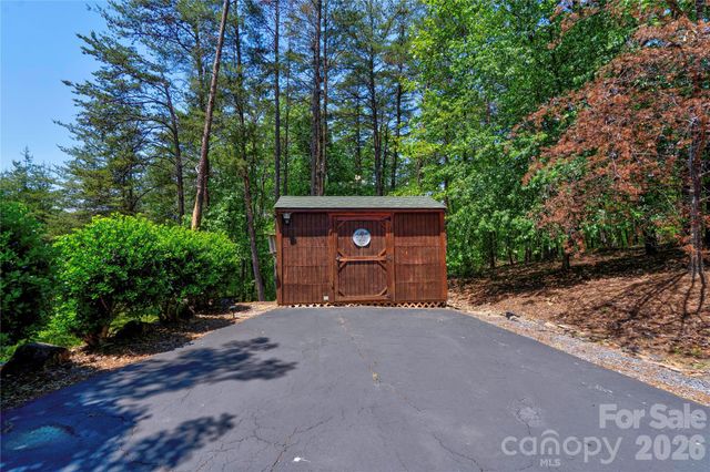 389 Woodgate Drive, Bostic, NC 28018