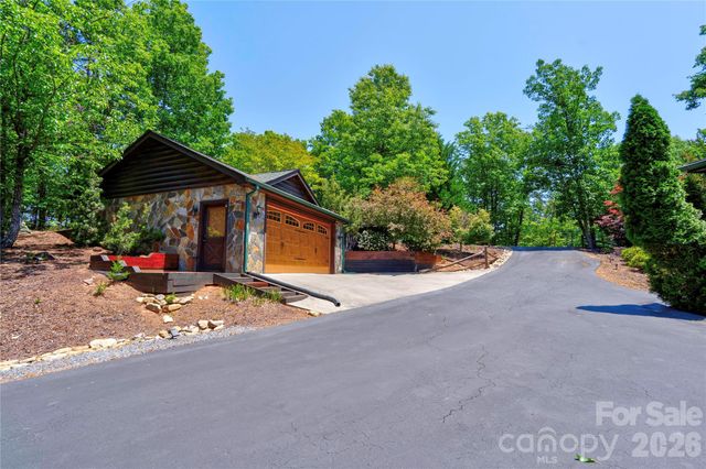 389 Woodgate Drive, Bostic, NC 28018
