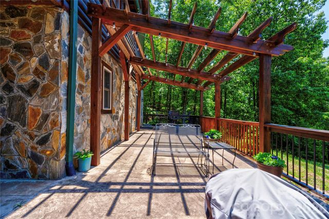 389 Woodgate Drive, Bostic, NC 28018