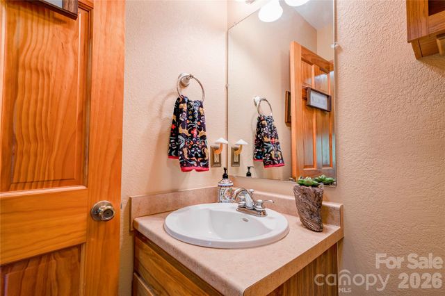 389 Woodgate Drive, Bostic, NC 28018