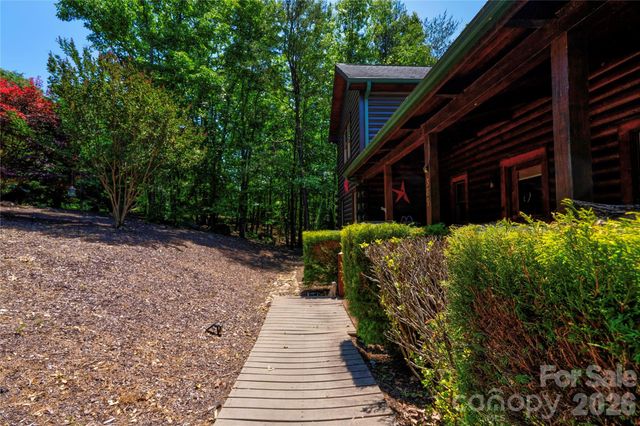 389 Woodgate Drive, Bostic, NC 28018