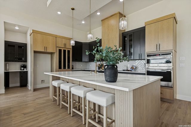 157 Estates Dr, La Vernia, TX 78121