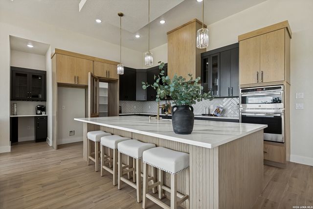 157 Estates Dr, La Vernia, TX 78121