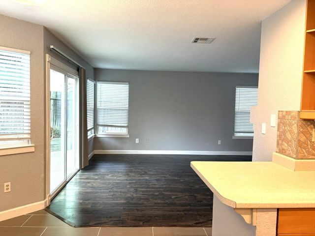 4 Coso Court, Sacramento, CA 95838